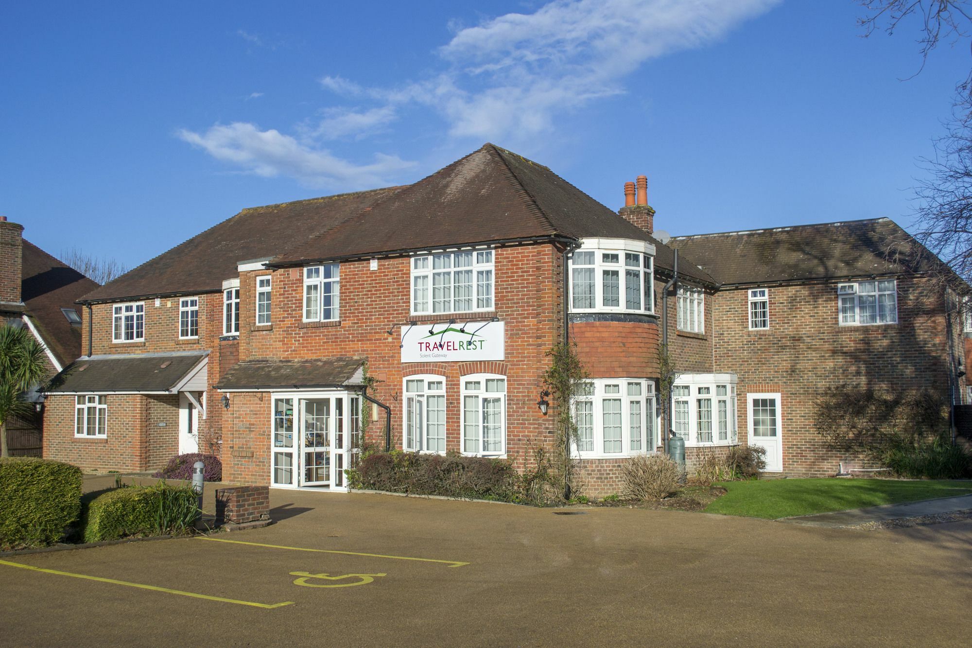 Travelrest Fareham Solent Gateway Hotel Exterior photo